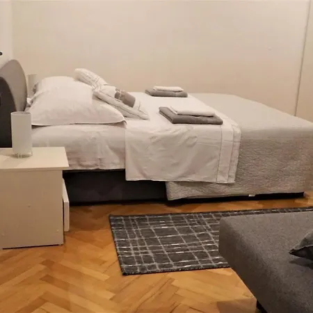 Apartment Maja