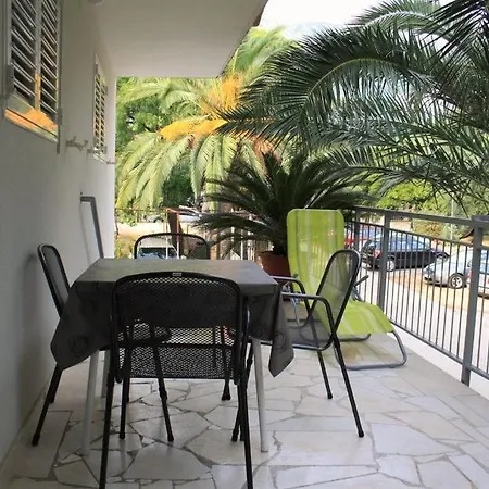 Apartment Maja Zaostrog